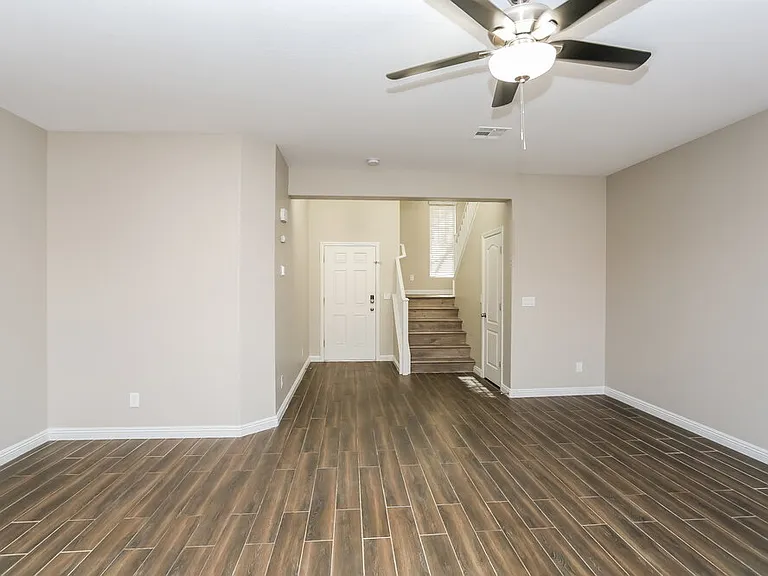 7215 Mulberry Forest St — Photo 5