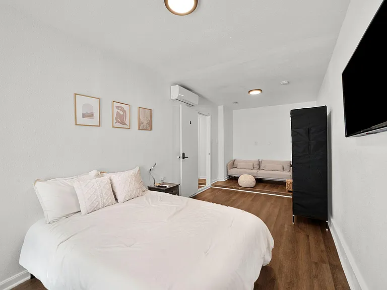 Room 5