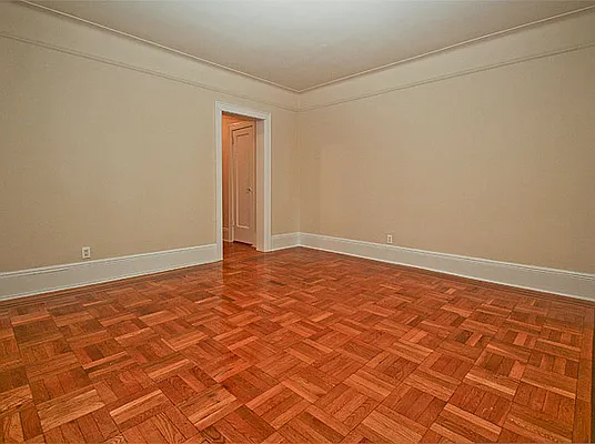 Rented by SW Queens Mezzanine | media 23