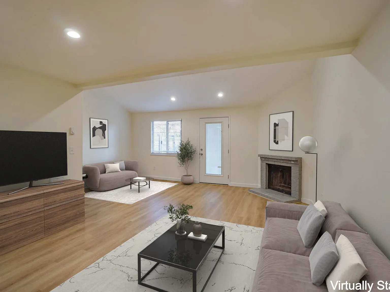 Northridge Condominiums — Photo 1