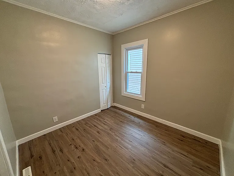 1238 Sherman St — Photo 7