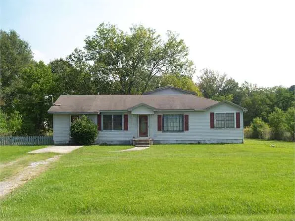 1306 Q V Sykes Ln, Meridian, MS 39307