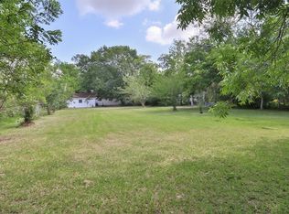 719 Cedar Bayou Rd, Baytown, TX 77520