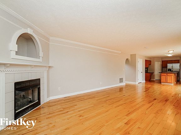 4th image of 841 Avalon Dr