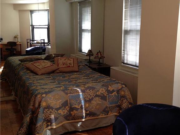 2nd image of 220 E 57th St APT 10B