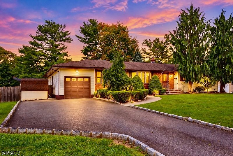 1st image of 77 Schwin Drive