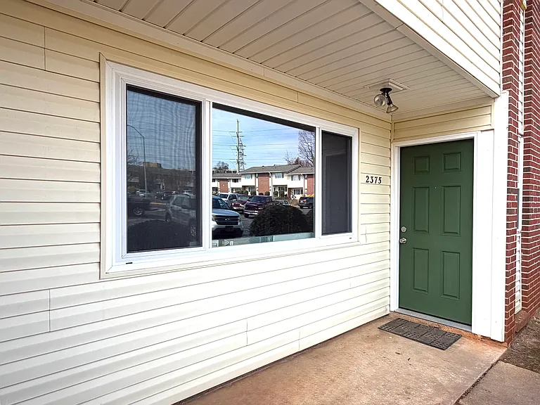 2375 Champion Ct — Photo 6