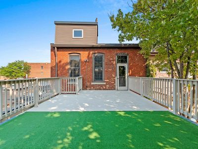 126 S Broadway St #2, Green Bay, WI, 54303