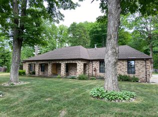 400 Forest View St, Vanderbilt, MI 49795