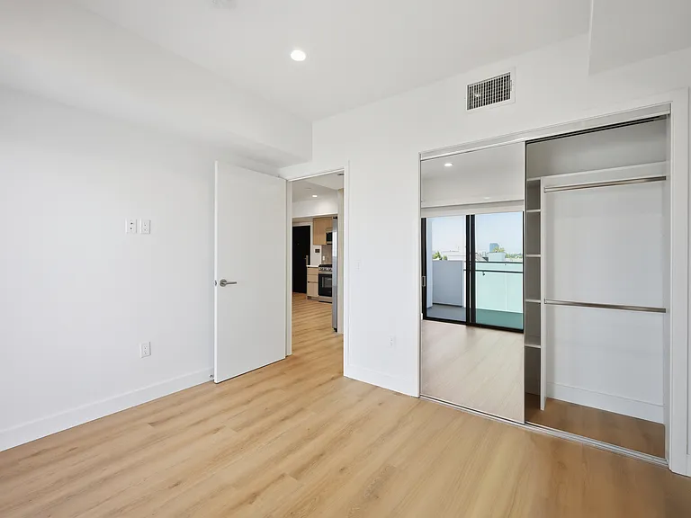 Hi Point Terrace by Wiseman — Photo 368