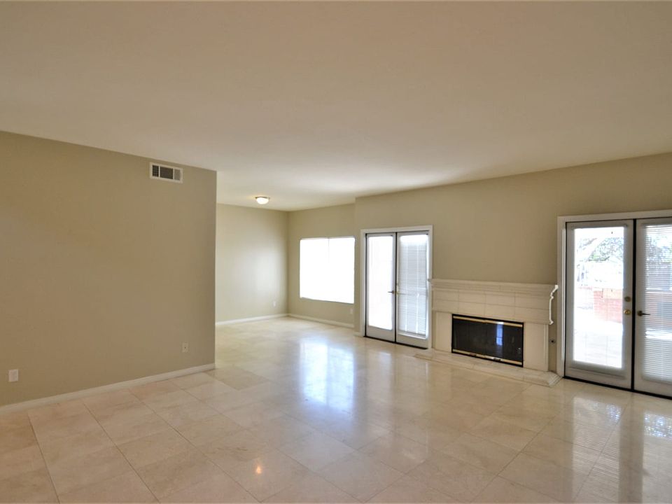 21674 Agajanian Ln, Santa Clarita, CA 91350 Zillow