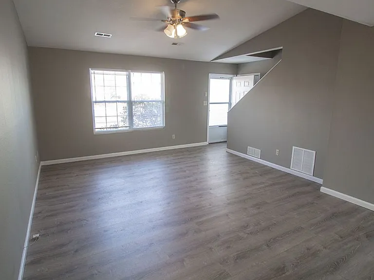 1518 Typhoon Ct — Photo 4