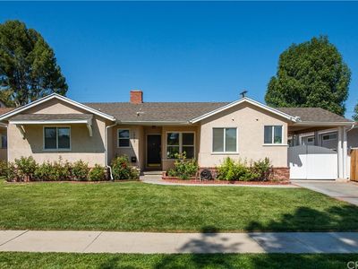 19557 Haynes St, Reseda, CA, 91335