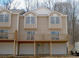 8 Trolley Brg #8, Shelton, CT 06484