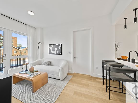 5th image of 354 E 28th St #3E