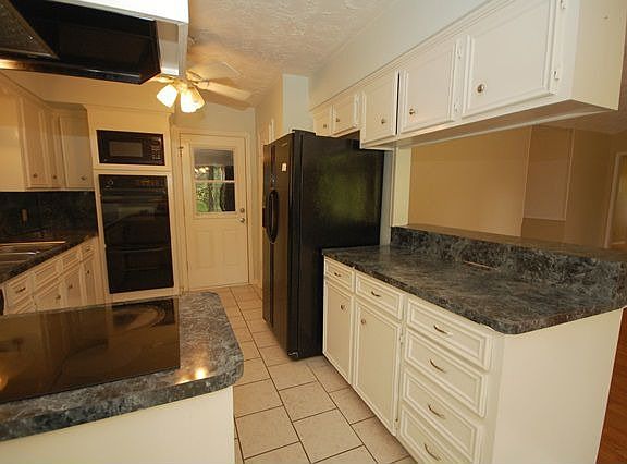 2nd image of 5310 Thistle Dr