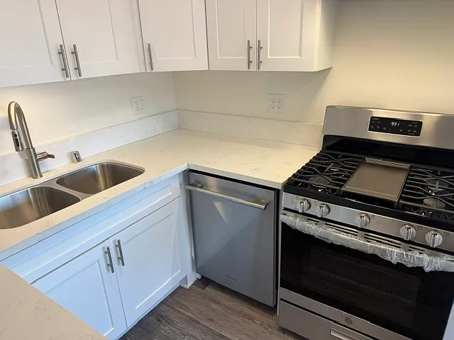 1 bed, 650 sqft, $1,895 — Photo 3
