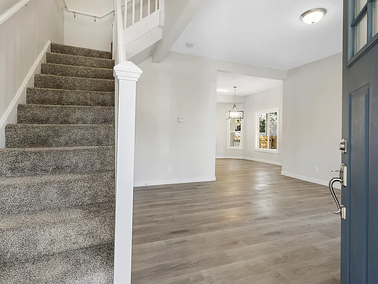 1010 S State St — Photo 3