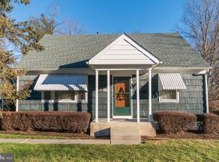 1220 Newport Rd, Bristol, PA 19007