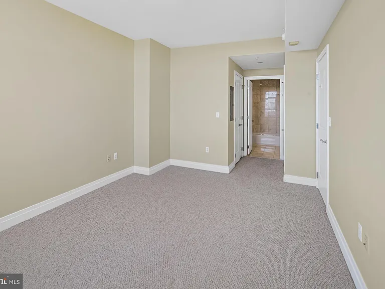 8220 Crestwood Ln #1215 — Photo 18