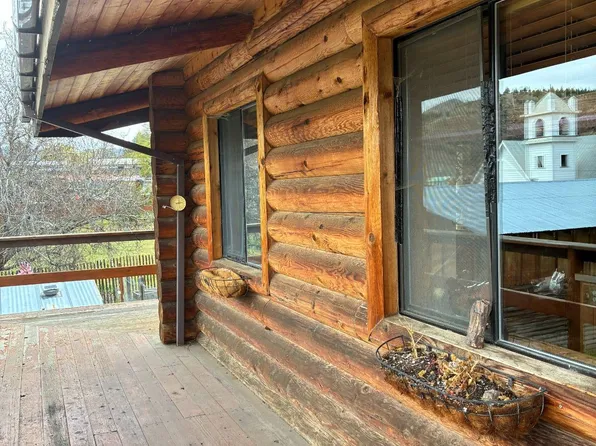 206 High St, Mitchell, OR 97750