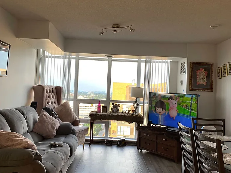 830 Lawrence Ave W #2304 — Photo 4