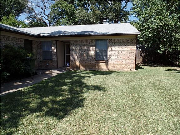 2nd image of 203 Royal Field Dr