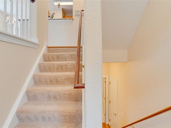 4th image of 4457 Barkingdale Dr