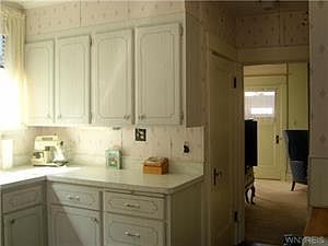 5th image of 281 Stillwell Ave