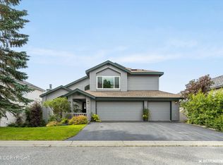 18708 Mountain Plover Cir, Anchorage, AK 99516