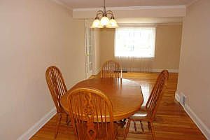 4th image of 3008 Kennedy St NE