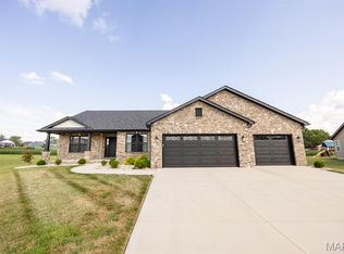 3772 Osprey Ct, Shiloh, IL 62221