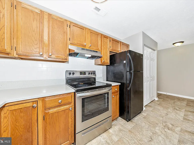 2112 Whitehall Rd #1C — Photo 18