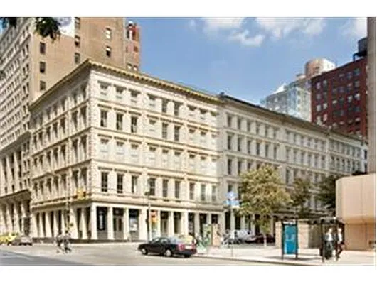 Rented by Douglas Elliman | media 37