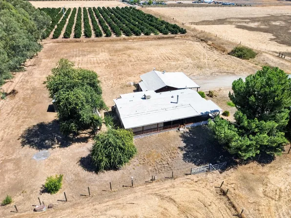 24574 Avenue 200, Strathmore, CA 93267