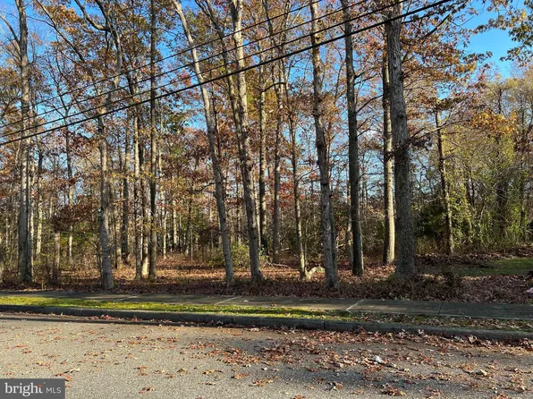 104 Harmon Rd, Corbin City, NJ 08270