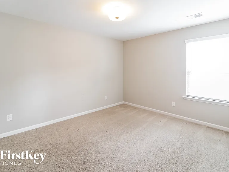 331 Dunlin Dr — Photo 12