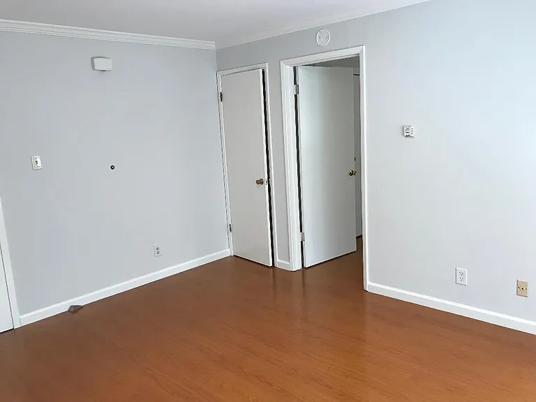 1226 6th Ave #2 — Photo 3