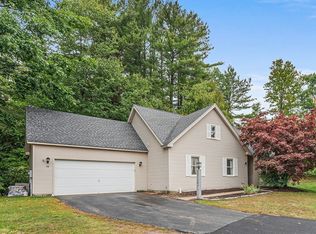 96 Beechwood Dr, Haverhill, MA 01832