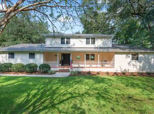 2290 Trescott Dr, Tallahassee, FL 32308