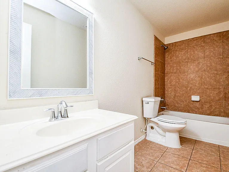 5327 Stonegate Dr — Photo 28