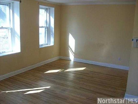 3rd image of 877 Randolph Ave
