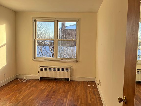 Madter bedroom
