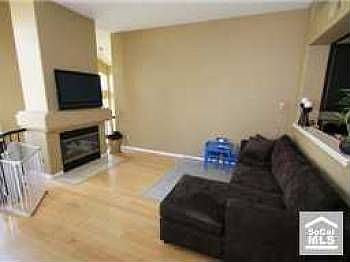 1st image of 19 Wisteria Pl