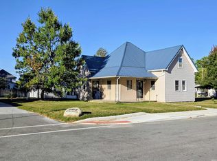 202 E Griffith St, Galveston, IN 46932
