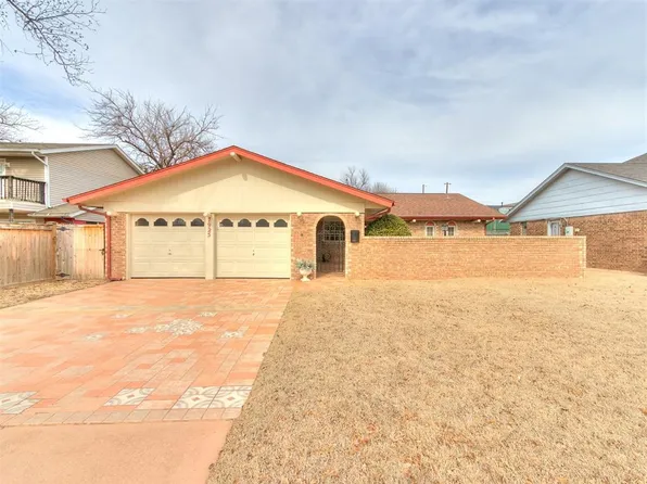 7925 NW 40th St, Bethany, OK 73008