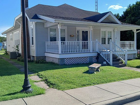 2nd image of 303 W Main St