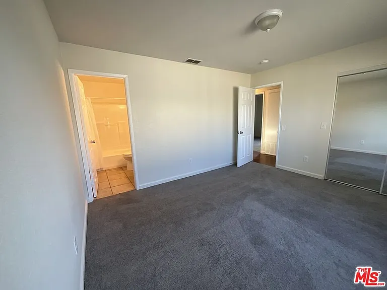 243 S Sutter St — Photo 7