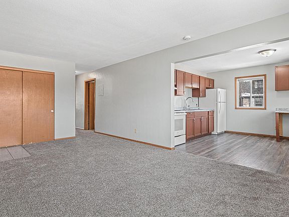 4th image of 1060 3rd St E #10