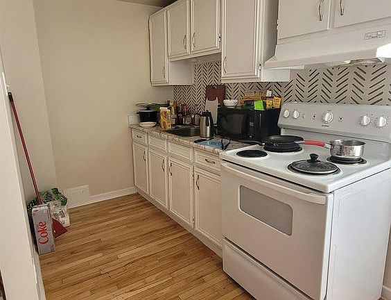 5th image of 181 Dalhousie St #3